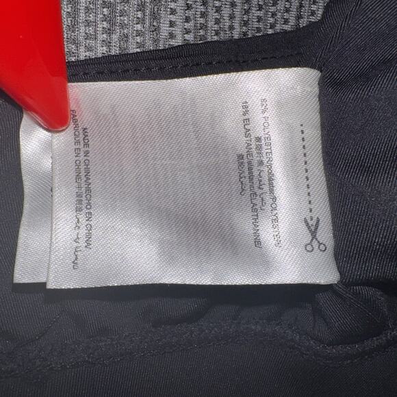 Juicy Couture Spelled Out SIZE S Black Sports Racerback Cross Back Gym Workout - Picture 5 of 6